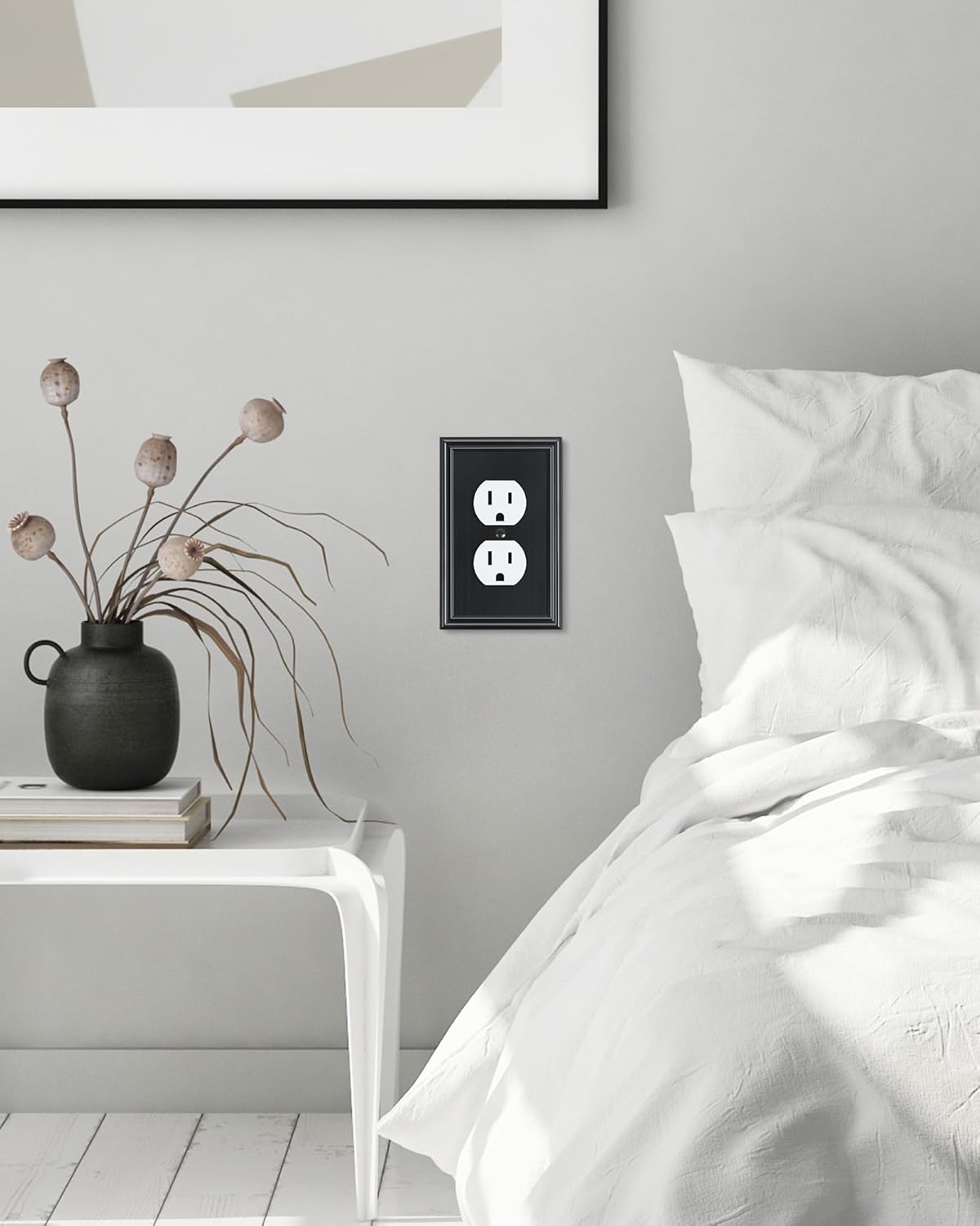 4-Pack Duplex Outlet Cover, Durable Solid Zinc Alloy Decorative Switch Plates and Outlet Covers, Black Wall Plates for Electrical Outlets, 1 Gang Receptacle Cover, Corrosion Resistant