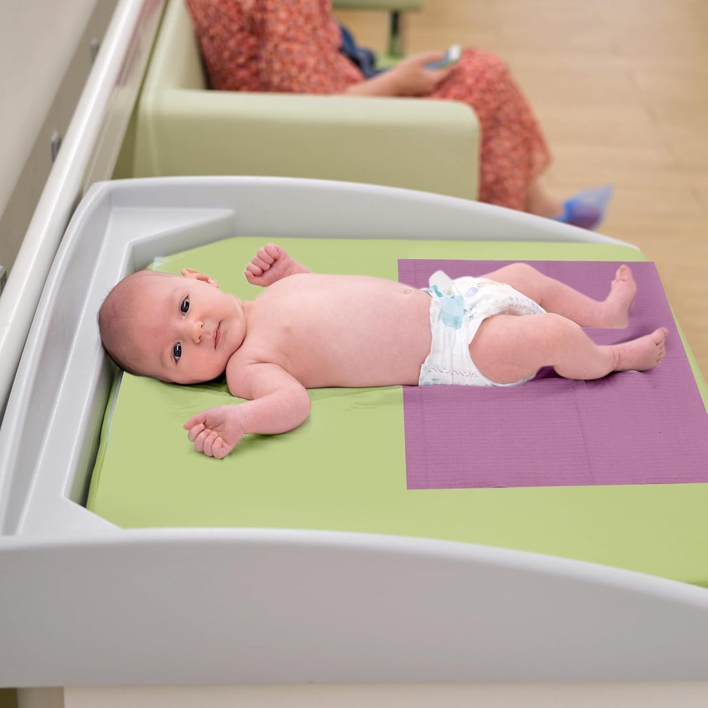 100pcs Disposable Changing Liner 2-ply Baby Changing Station Pad Disposable Changing Pads Diaper Changing Mat Portable Sanitary Liner Refills for Commercial Restrooms (Purple)