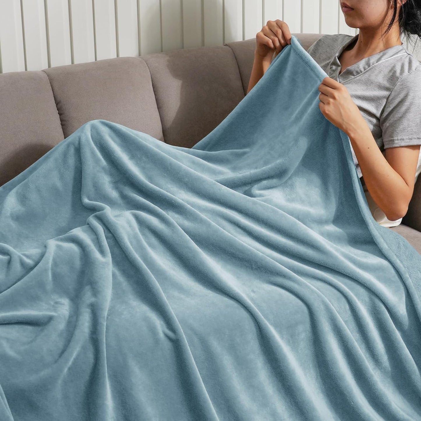 PHF Ultra Soft Fleece Throw Blanket, No Shed No Pilling Luxury Plush Cozy 300GSM Lightweight Blanket for Bed, Couch, Chair, Sofa Suitable for All Season, 50" x 60", Dusty Blue