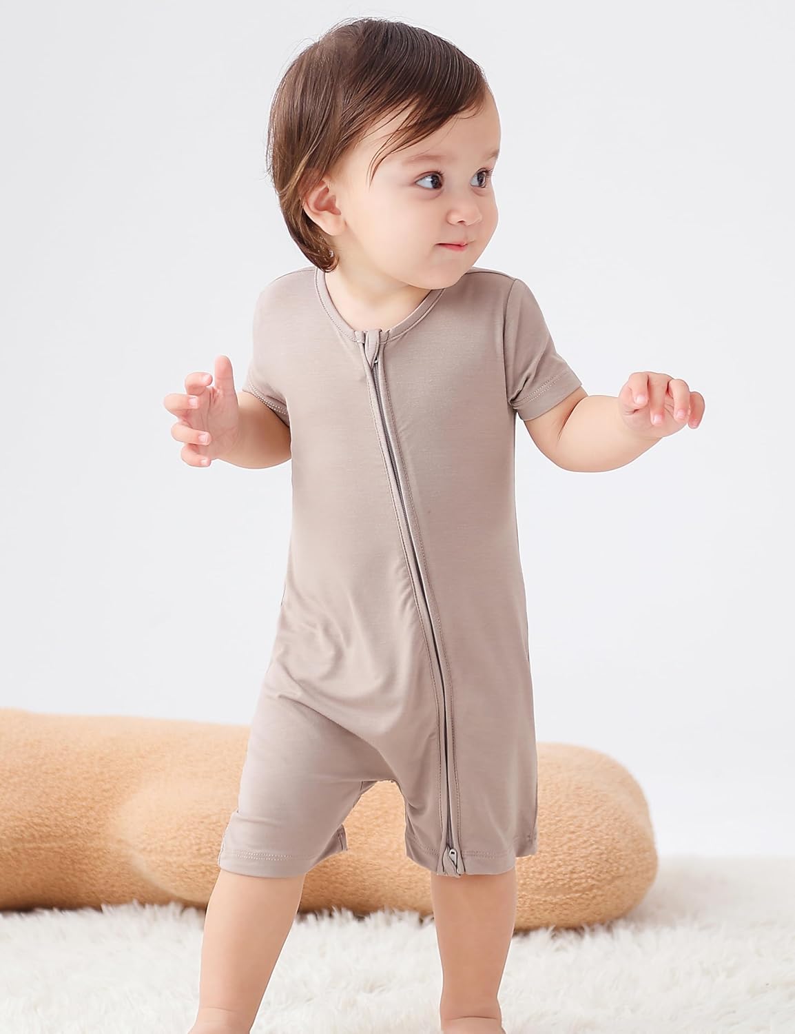 JunNeng Baby 2 Pack Rayon of Bamboo Romper Sleeper 2 Way Zipper Short Sleeve Jumpsuit Zipper Footless One-piece
