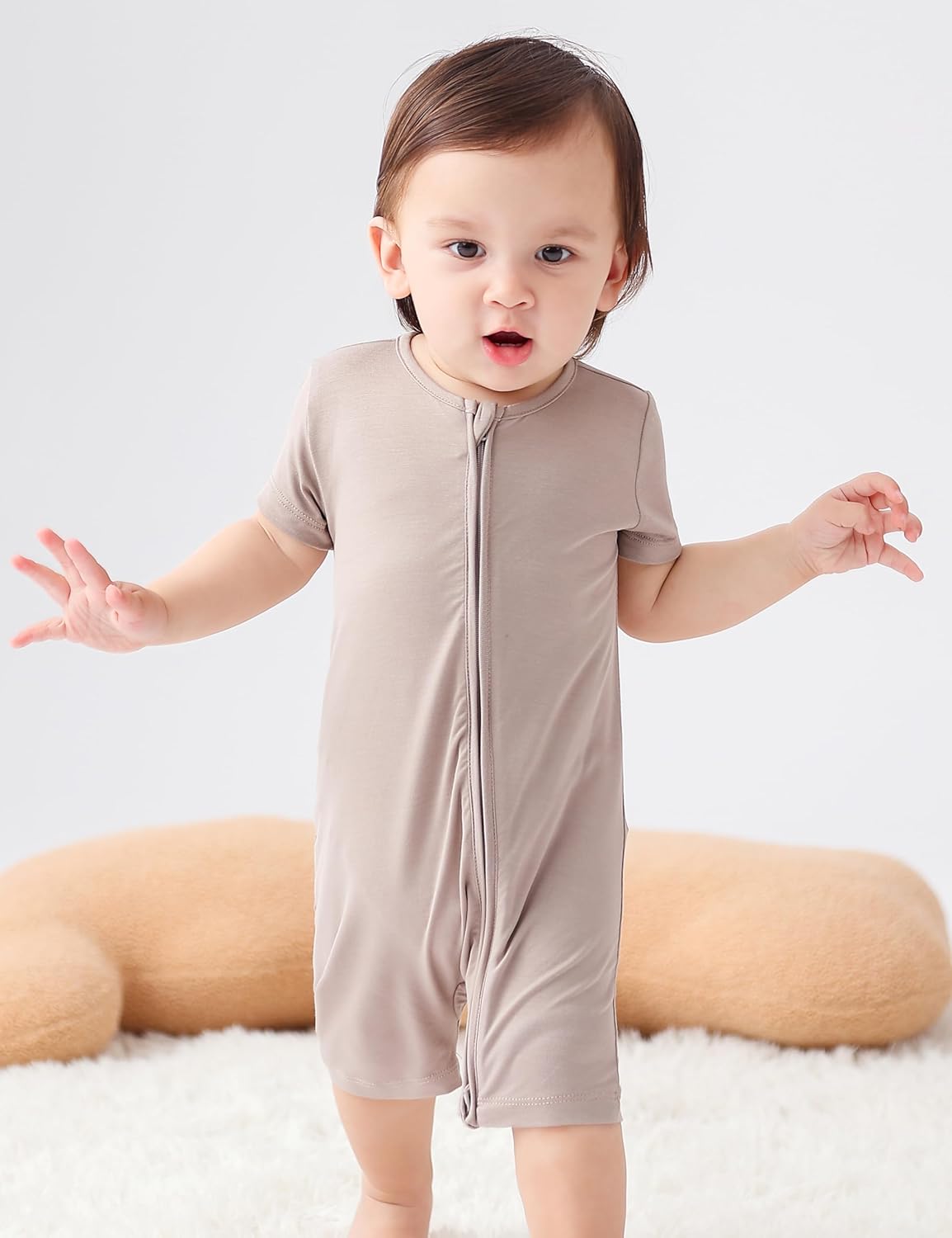 JunNeng Baby 2 Pack Rayon of Bamboo Romper Sleeper 2 Way Zipper Short Sleeve Jumpsuit Zipper Footless One-piece