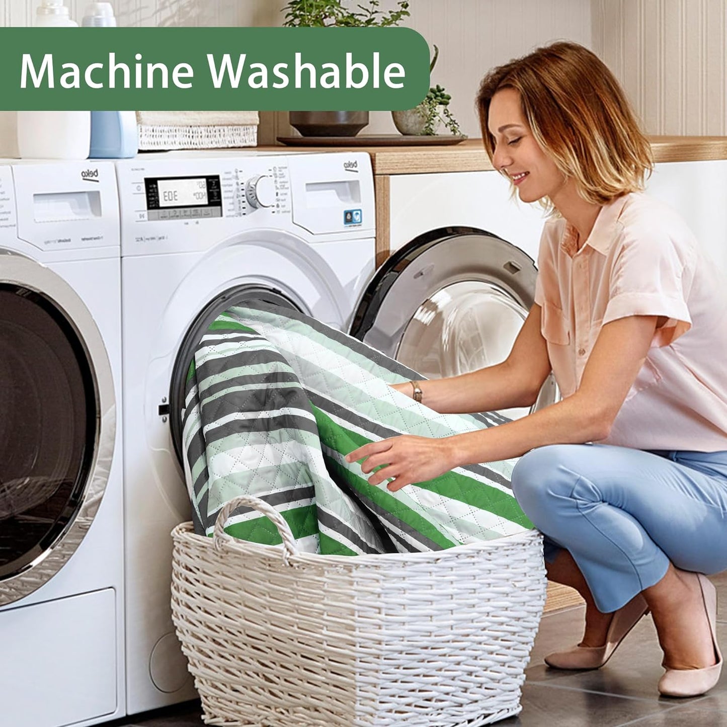 HX&OD Extra Large Picnic Blanket Outdoor 80”x80” Waterproof Picnic Mat Foldable 3-Layer Camping Blanket Portable with Carry Strap Park Blanket for Grass(Green)