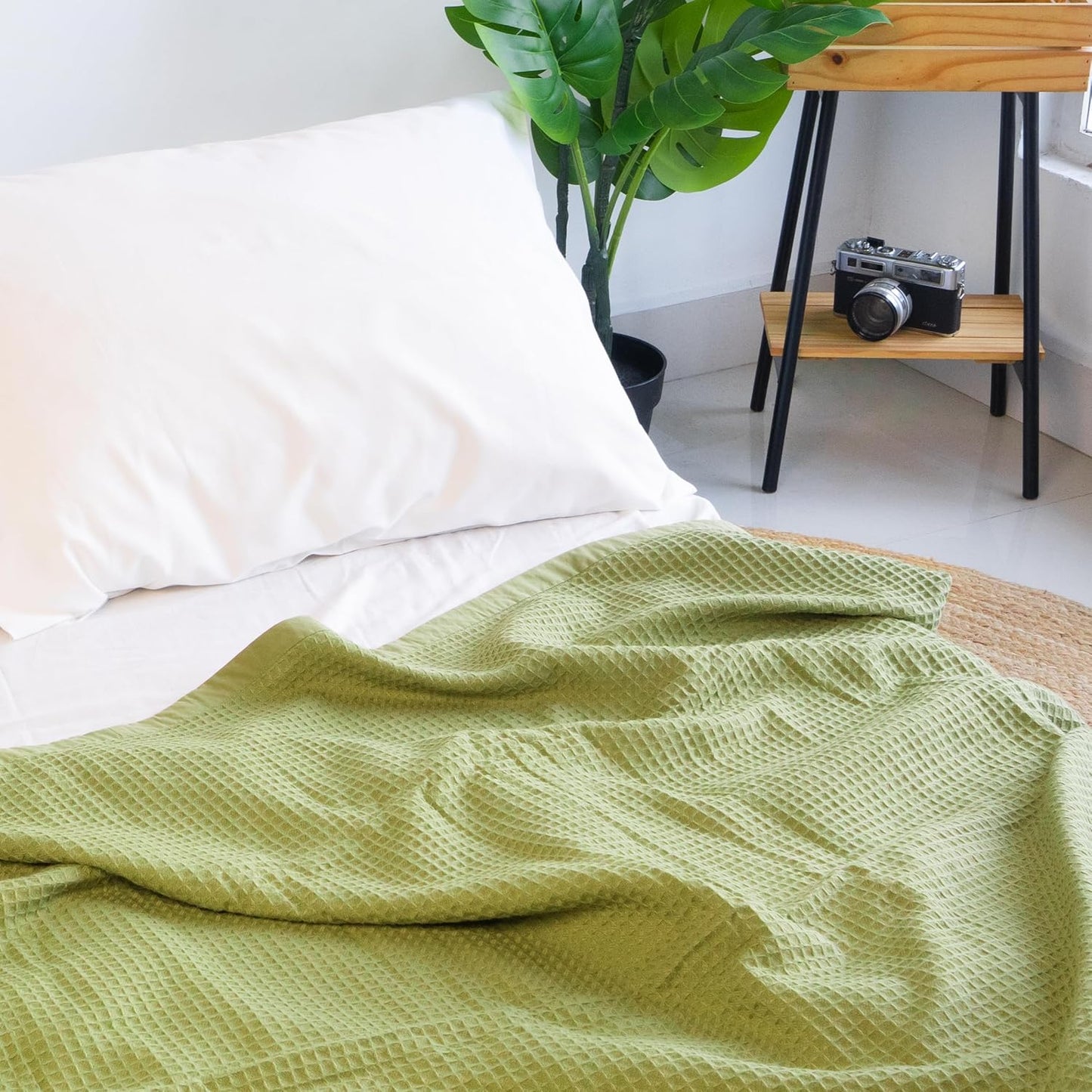 Salt Earth GOTS Certified 100% Organic Cotton Throw Blanket, 60" X 80" Blankets & Throws for Bed, Throw Blanket for Couch,Modern & Cozy Blanket, All Seasons, Waffle Blanket, Soft Blanket (Mosstone)